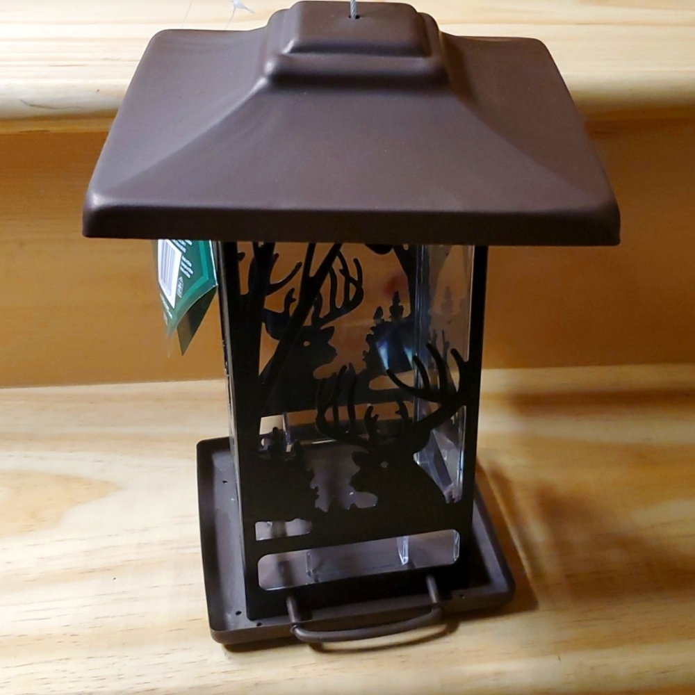 Bird feeder